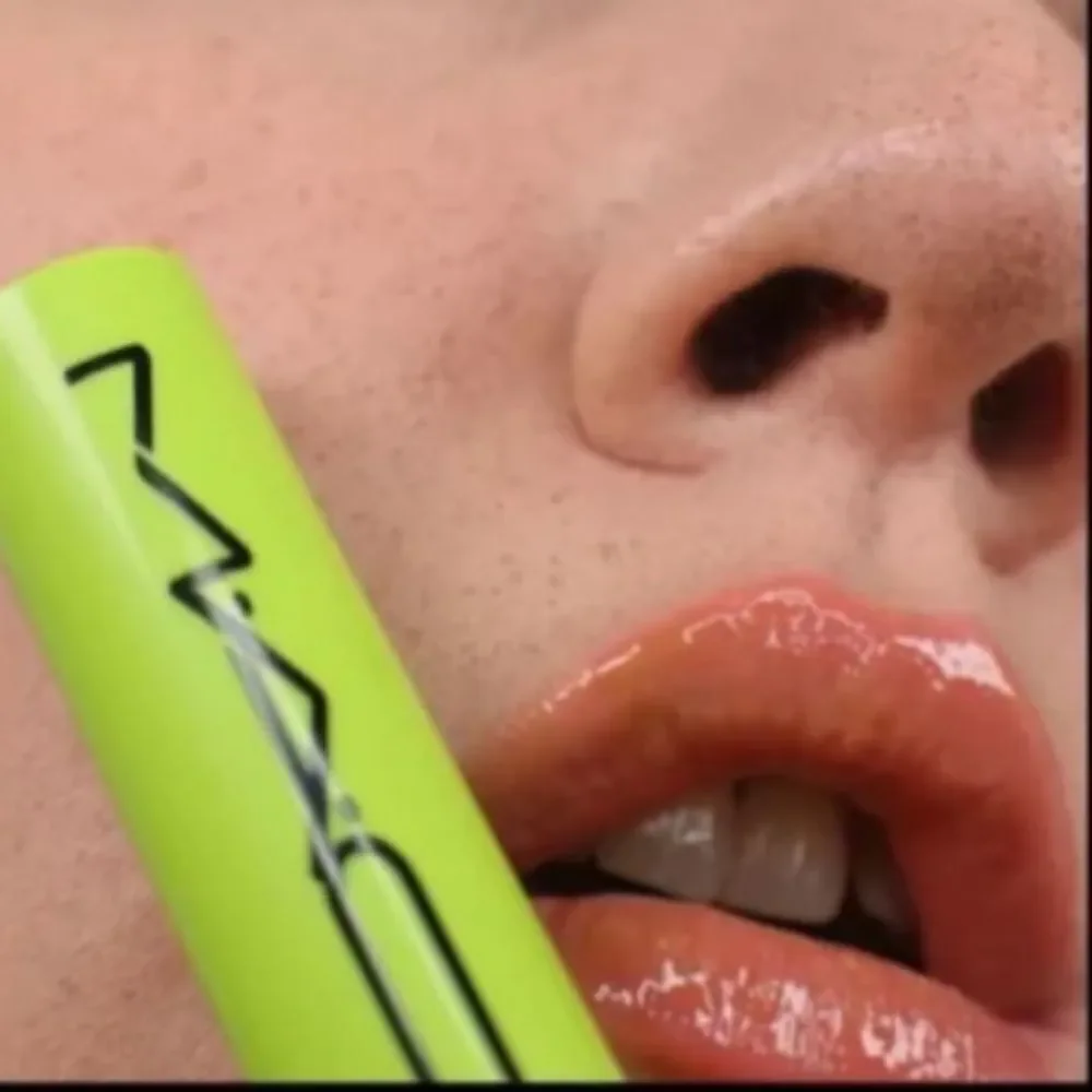 MAC Squirt Plumping Gloss Stick in Like Squirt (Lime Green)